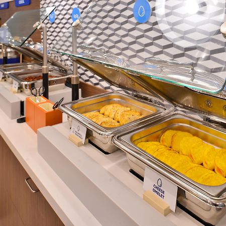 Holiday Inn Express & Suites - Kingfisher, An Ihg Hotel Экстерьер фото